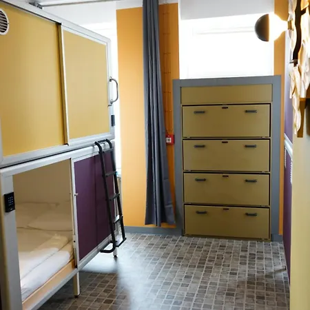 Sunflower Hostel Berlin-3